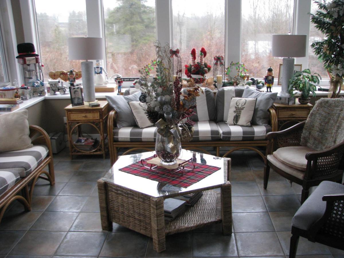 Clyde Hall Bed And Breakfast Lanark Bagian luar foto